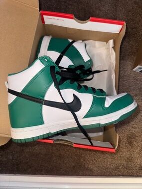 Nike High-Top Sneakers in Green White and Black